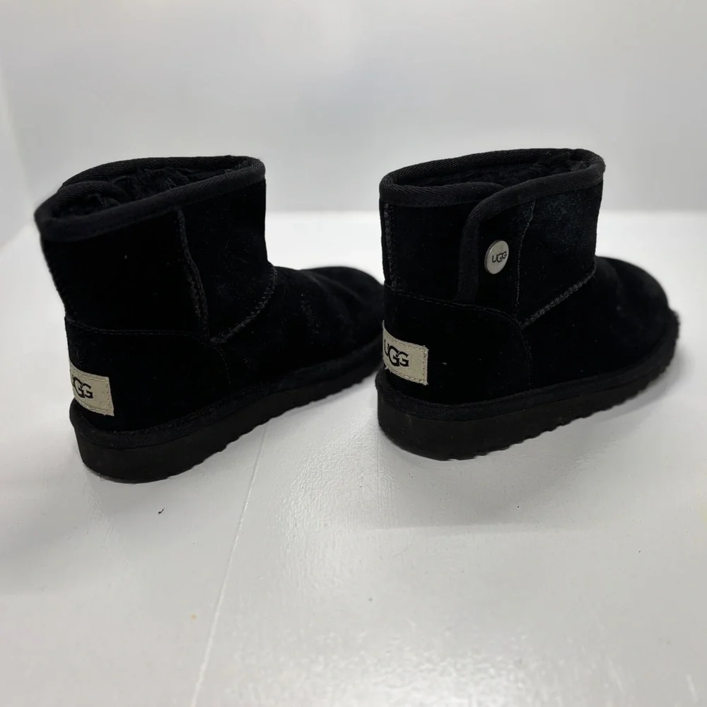 UGG Jona Mini Boot Black Kids Size 10 Toddler EU 27.5 Winter Boots